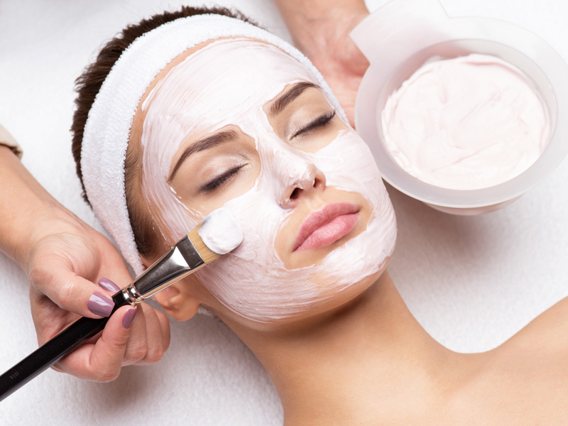 Beauty Clinic Los Angeles - Facials in Encino